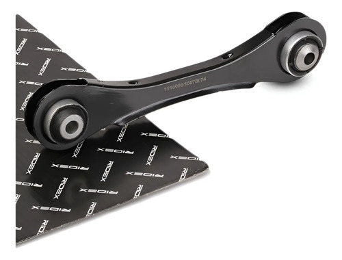 Braço Traseiro Esquerdo BMW 116 1.6 136cv 11/15
